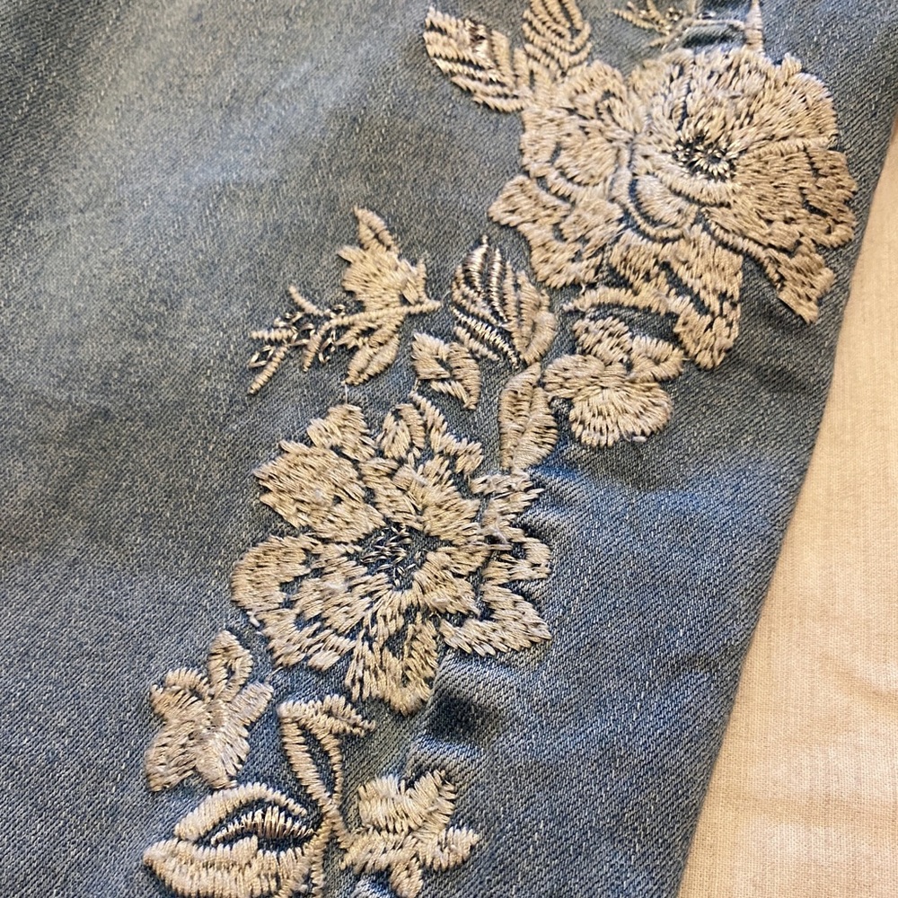 Embroidered Floral Jean - Picture 8 of 10